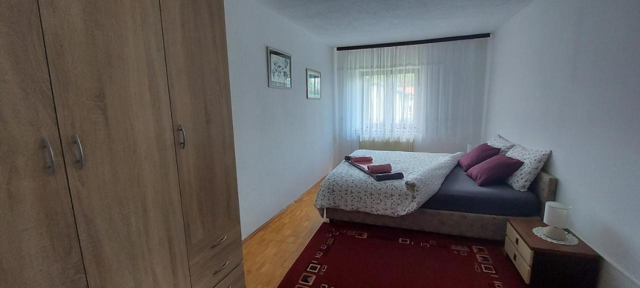Apartma Pr' Ivani Miskorinovi Breginj Exterior foto
